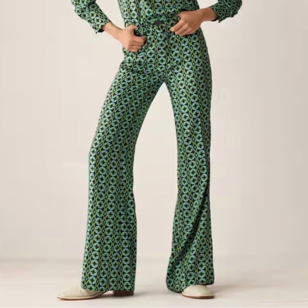 Mango Black and Green Patterned Trousers // Medium